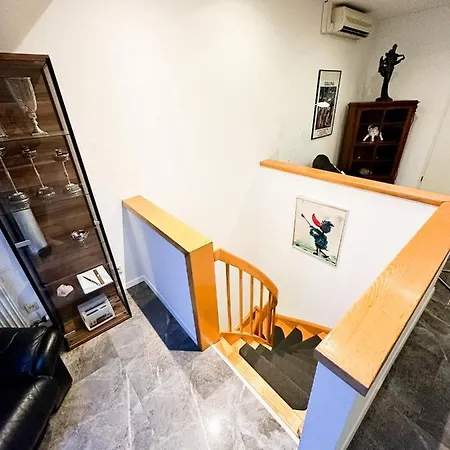 Апартаменты Downtown Theatre